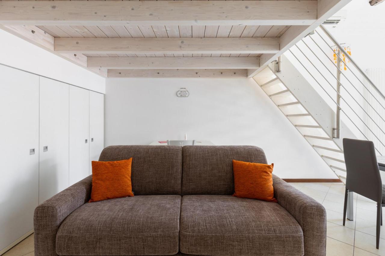 Cozy Mezzanine Apartment By Wonderful Italy Bologna Exterior photo